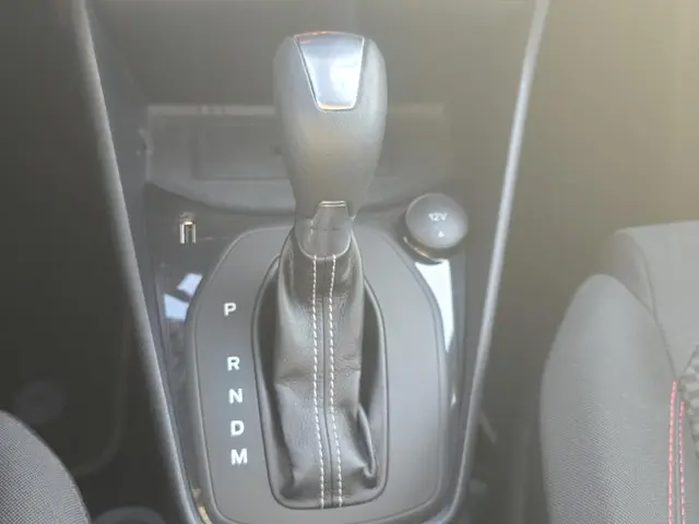 Ford Fiesta 1.0 EcoBoost Hybrid ST-Line X 2021 Benzine 28