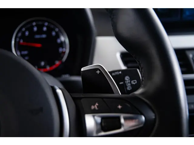 BMW X2 sDrive20i High Executive Edition 2020 Benzine 41