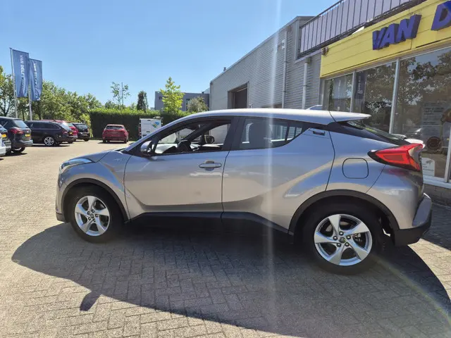 Toyota C-HR 1.8 Hybrid Active 2019 Hybride Benzine 5