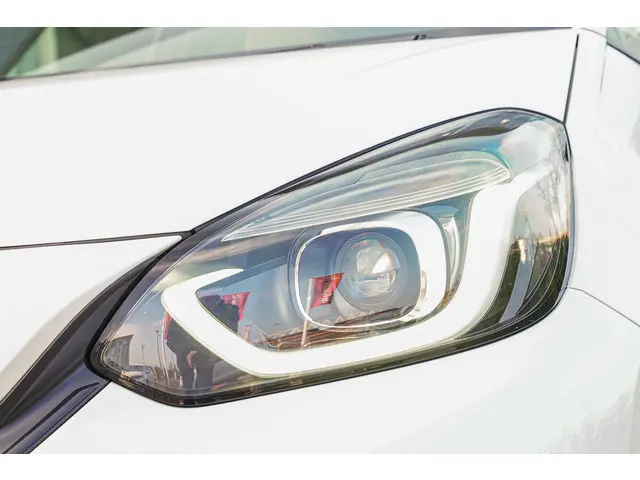 Honda Jazz 1.5i e:HEV ELEGANCE 2021 Hybride Benzine 37