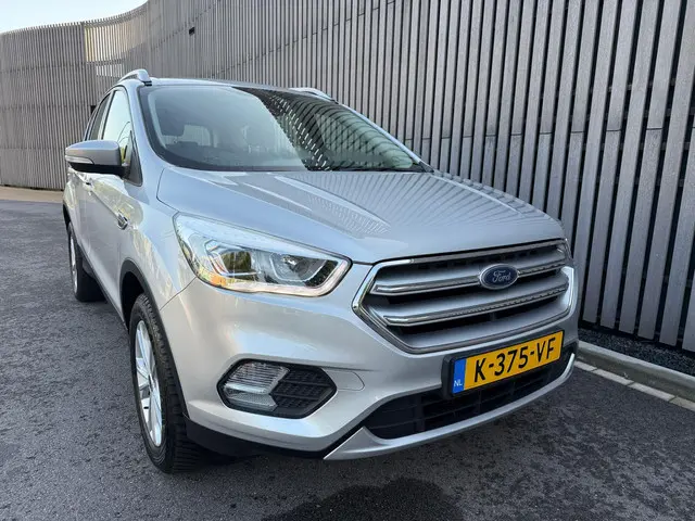 Ford Kuga 1.5 Titanium - Automaat 2019 Benzine 24