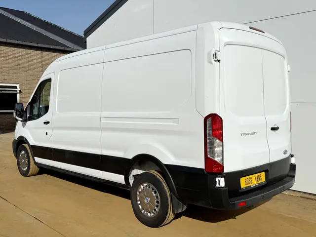 Ford Transit 2
