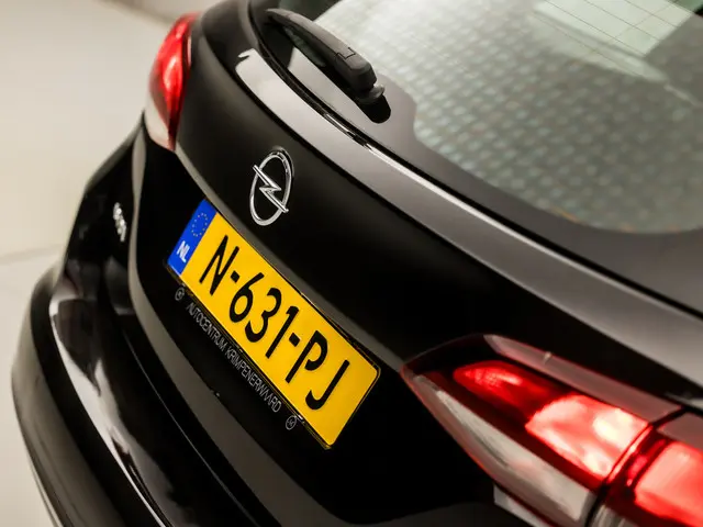 Opel Astra Sports Tourer 1.4 Business Sport 2021 Benzine 28