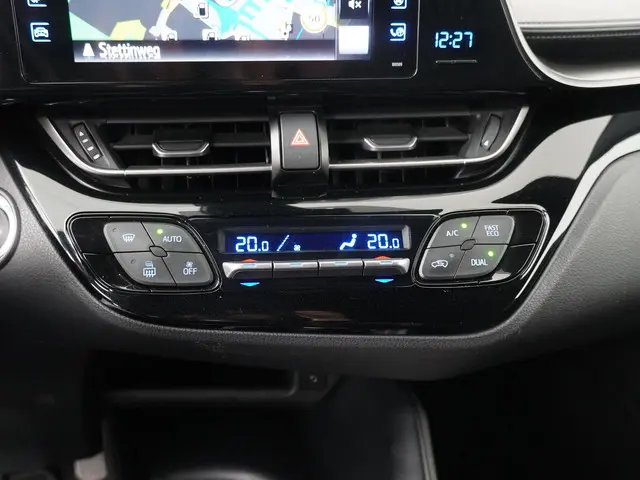 Toyota C-HR 1.2 Dynamic 2016 Benzine 21