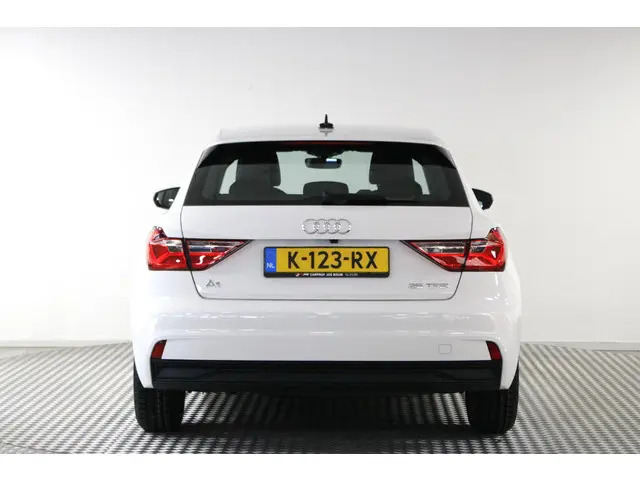 Audi A1 Sportback 25 TFSI Pro Line 2021 Benzine 10