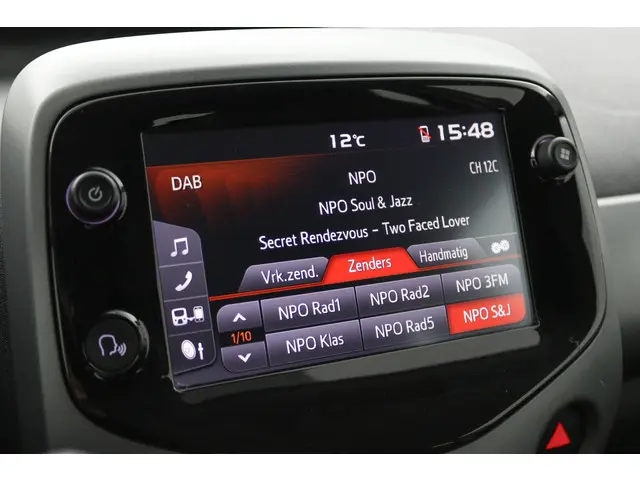 Toyota Aygo 1.0 VVT-i x-play 2022 Benzine 40