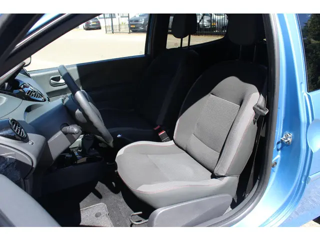 Renault Twingo 1.2 16V Dynamique, Airco! 2013 Benzine 16