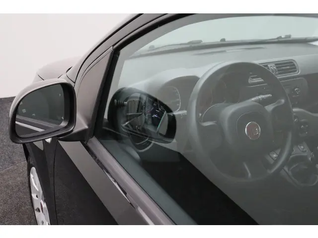 Fiat Panda 0.9 TwinAir Edizione Cool 2015 Benzine 20