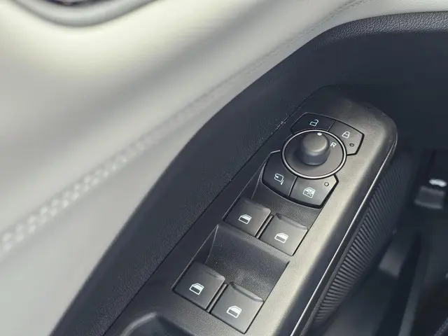 Ford Puma Gen-E 44 kWh 2025 Elektrisch 14