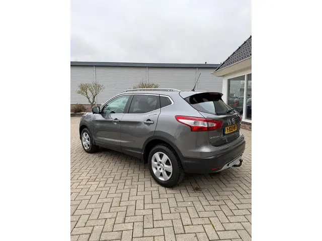 Nissan QASHQAI 1.2 Premier Edition 2014 Benzine 6