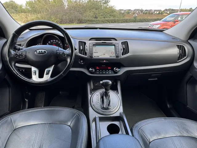 Kia Sportage 2.0 Super Pack 2013 Benzine 24