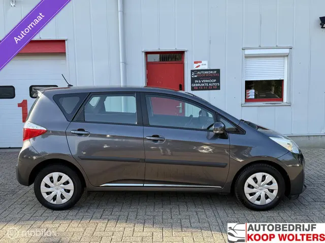 Toyota Verso-S 3
