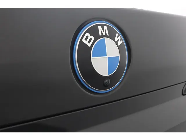 BMW 7 Serie 750e xDrive 2024 Hybride Benzine 36