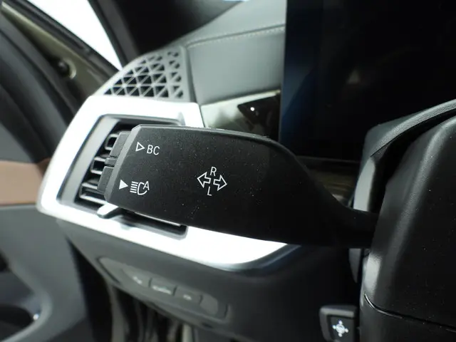 BMW X5 xDrive50e 2024 Hybride Benzine 28