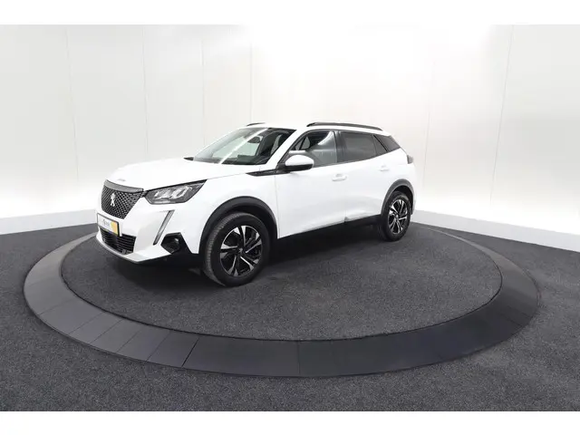 Peugeot 2008 PureTech 130 Allure 2020 Benzine 68