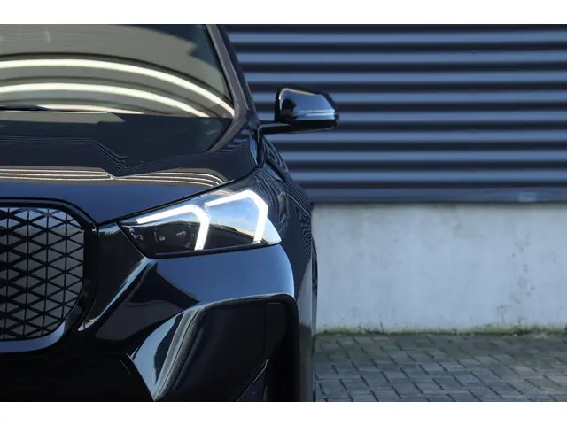 BMW iX1 eDrive20 2024 Elektrisch 29