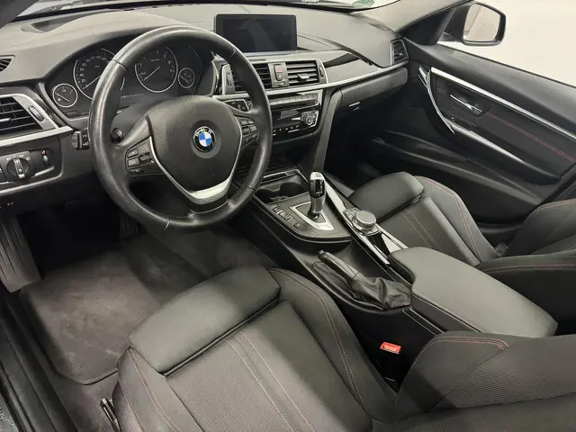BMW 3 Serie 340i Touring Sportline 340i 2019 Benzine 15