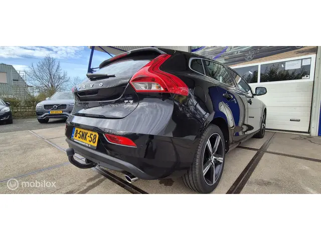 Volvo V40 1.6 T3 Momentum 2013 Benzine 12