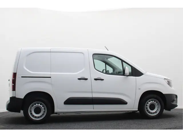 Opel Combo 1.5D L1H1 Edition 2020 Diesel 9
