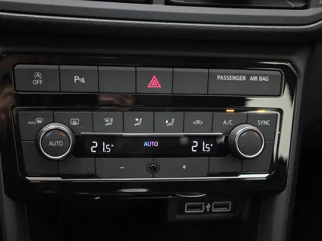 Volkswagen T-Cross 1.0TSI/115PK DSG Life 2019 Benzine 23