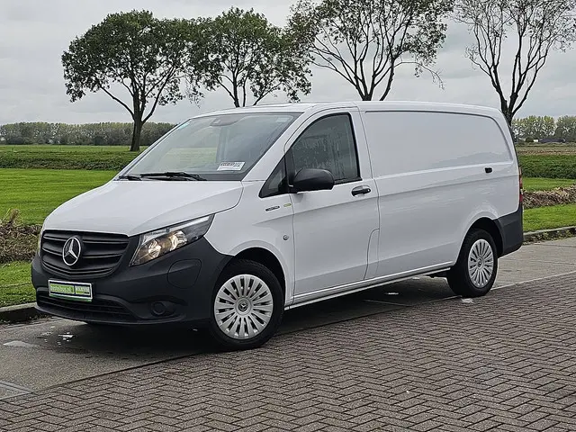 Mercedes-Benz eVito 112 2022 Elektrisch 2