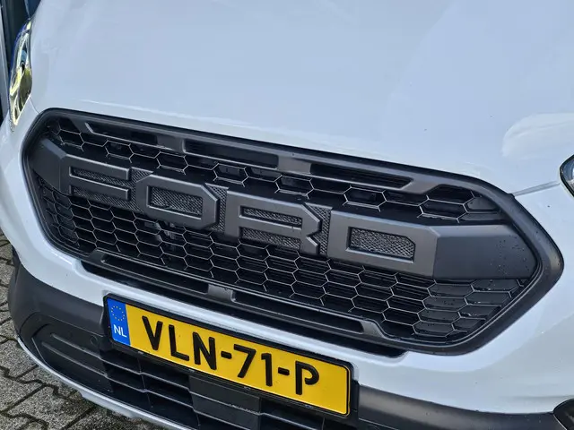 Ford Transit Custom 300 2.0 TDCI L2H1 Trail 2021 Diesel 30