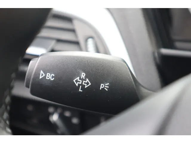 BMW 1 Serie 118i Business+ 2013 Benzine 34