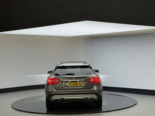 Mercedes-Benz GLA 200 Ambition 2014 Benzine 19