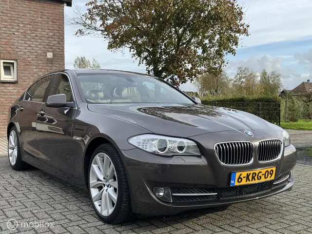 BMW 5 Serie 530i High Executive + 2013 Benzine 5