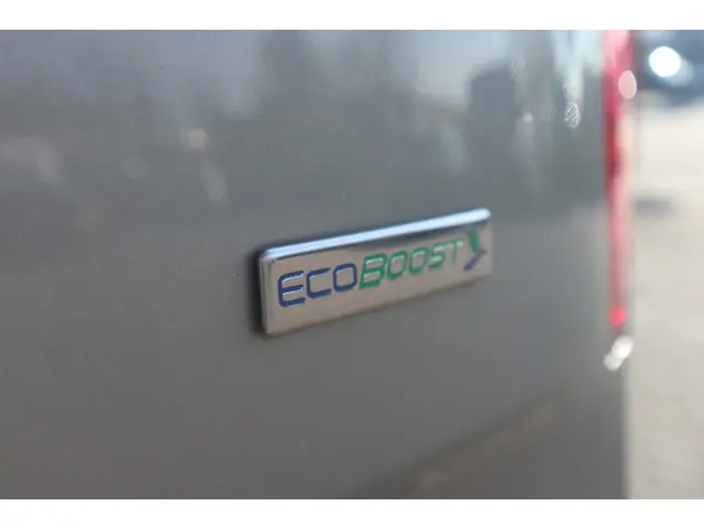 Ford Tourneo Connect Compact 1.0 Titanium 2015 Benzine 40