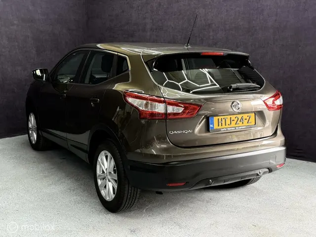 Nissan QASHQAI 1.2 Acenta 2015 Benzine 5