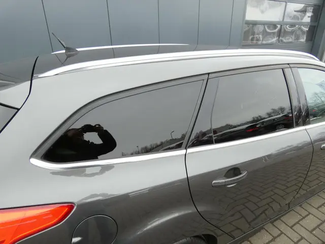 Ford Focus Wagon HELAAS VERKOCHT!!! 2015 Benzine 21
