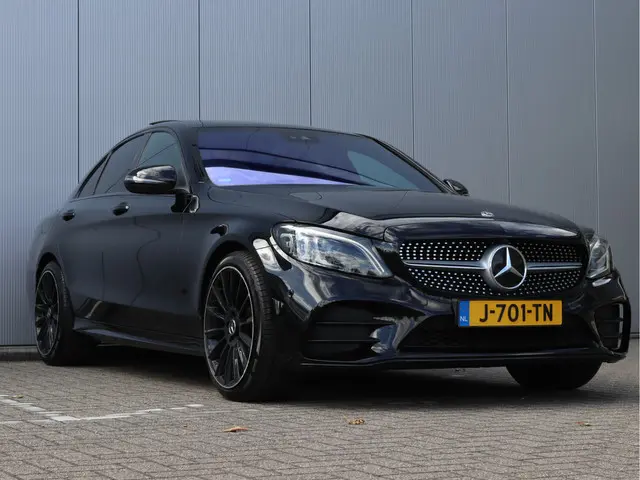 Mercedes-Benz C-Klasse 160 AMG 2020 Benzine 19