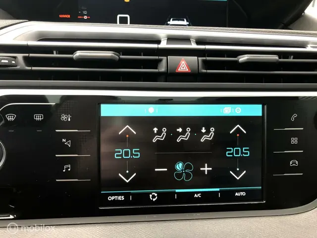 Citroën C4 Spacetourer 1.2 PureTech Shine 2018 Benzine 17