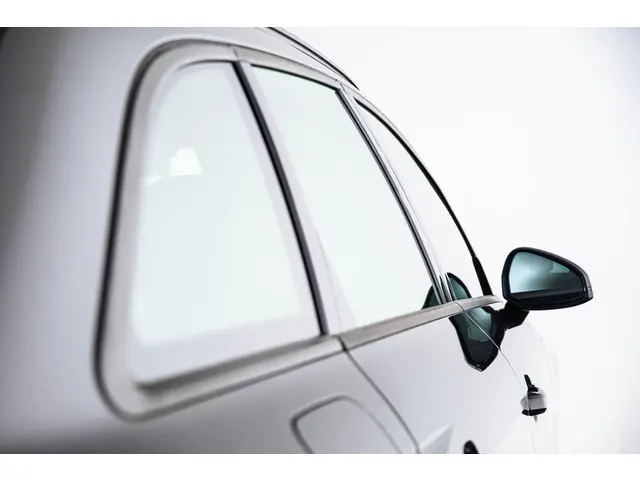Audi A4 Avant 35 TFSI Business Edition 2020 Benzine 32
