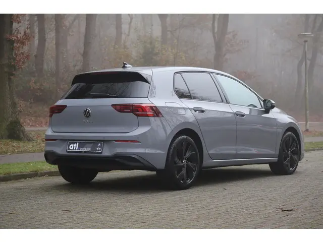 Volkswagen Golf 1.5 eTSI Life Edition 2024 Benzine 6