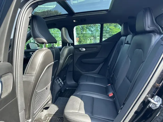 Volvo XC40 1.5 T3 R-Design 2019 Benzine 9