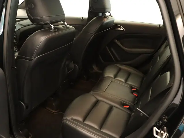 Mercedes-Benz B-Klasse 200 Ambition 2013 Benzine 5