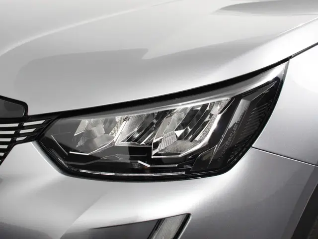 Peugeot 2008 1.2 PureTech Allure 2022 Benzine 21