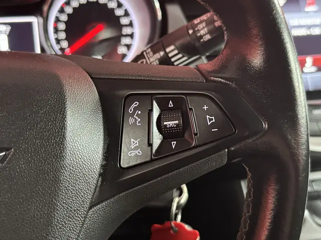 Opel Astra 1.4 Online Edition 2017 Benzine 39