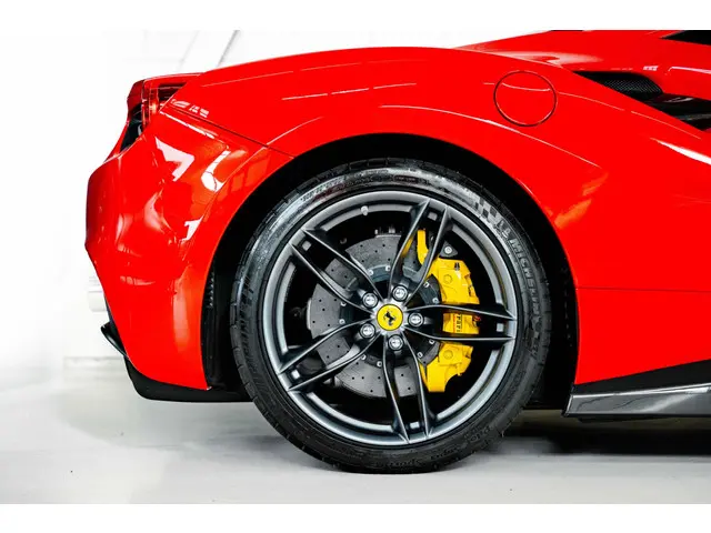 Ferrari 488 3.9 GTB HELE 2017 Benzine 12