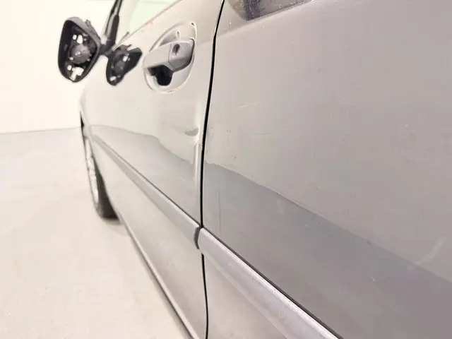 Toyota Yaris 1.0 VVT-i Comfort 2014 Benzine 9