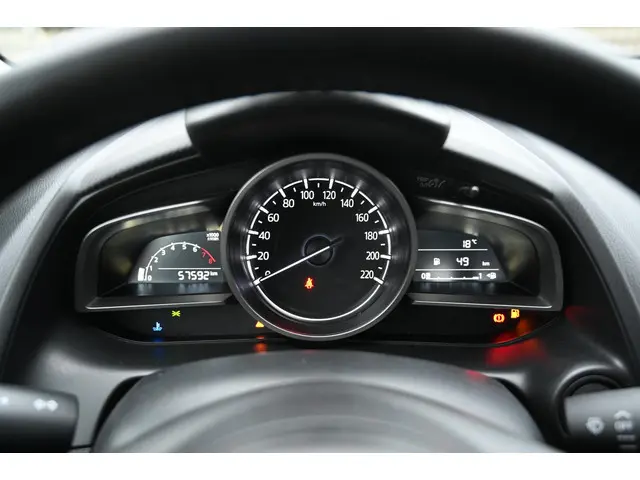 Mazda 2 Skyactiv-G 75 6MT Comfort 2021 Benzine 18