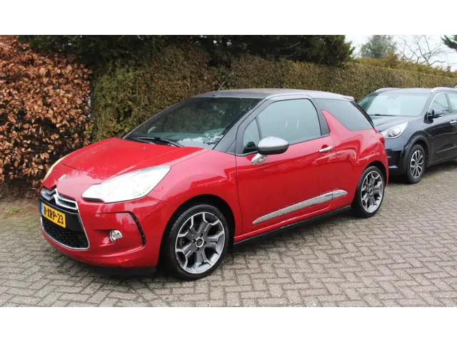 Citroën DS3 Cabrio 1.6 THP Sport Chic 2013 Benzine 4