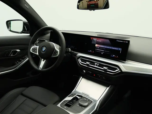 BMW 3 Serie Touring 320e 2024 Hybride Benzine 7