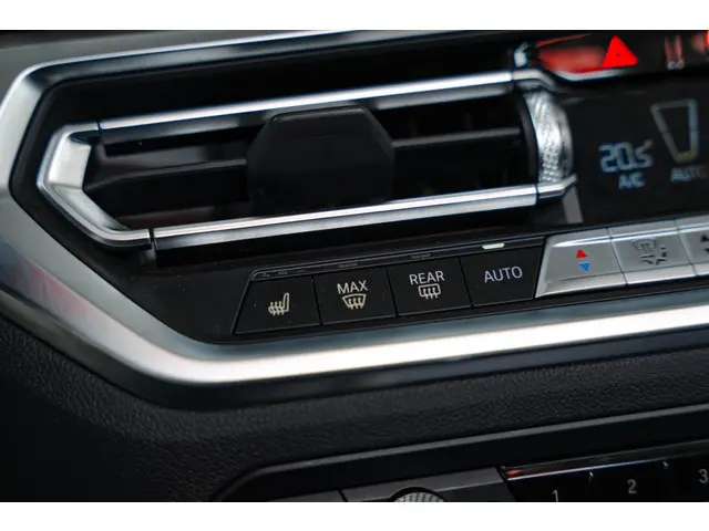 BMW M4 Cabrio xDrive Competition 2022 Benzine 33