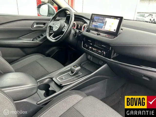 Nissan QASHQAI 1.3 MHEV Xtronic N-Connecta 2024 Benzine 6