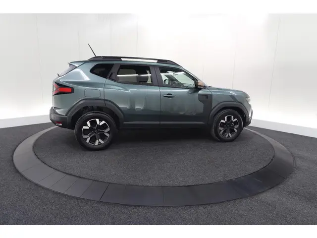 Dacia Duster Mild Hybrid 130 Extreme 2024 Benzine 9