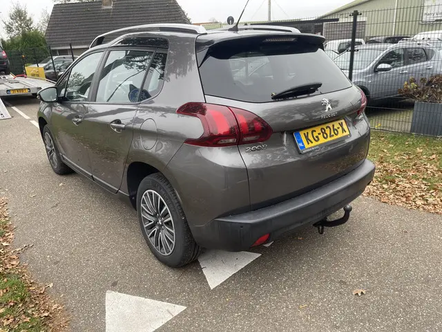 Peugeot 2008 1.2 PureTech Blue Lion 2016 Benzine 5