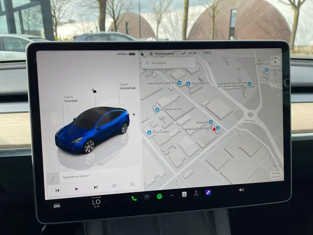 Tesla Model Y Long Range AWD 75 kWh 2022 Elektrisch 17